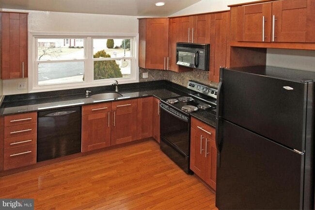 Building Photo - 730 Gentle Breeze Ct