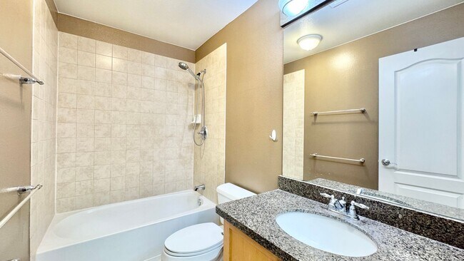 Building Photo - 92-1516-1516 Aliinui Dr