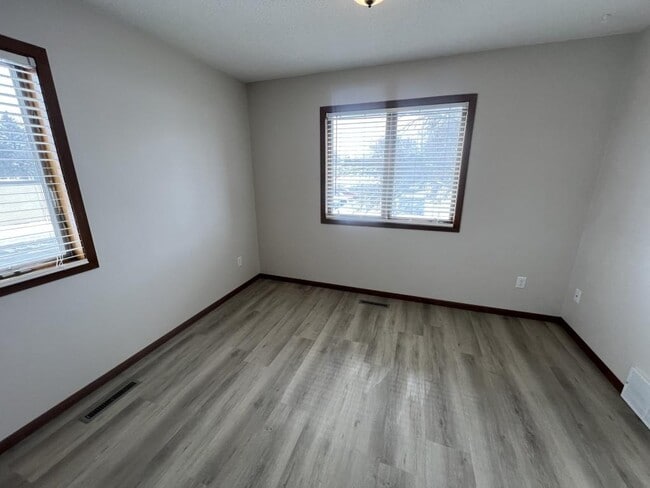 Building Photo - 2210 18th Ave SE