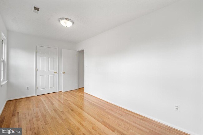 Building Photo - 13320 Scibilia Ct