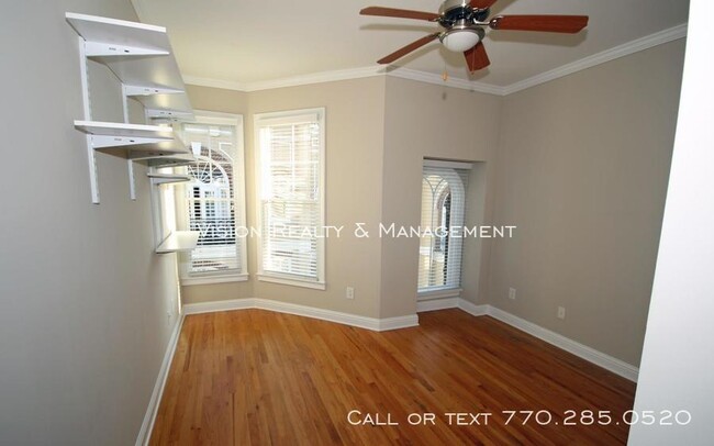 Building Photo - 829 Clifton Heights Ln.- Luxury Townhome
