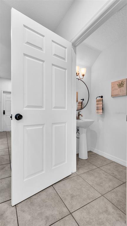 Building Photo - 8525 Trail Wind Dr