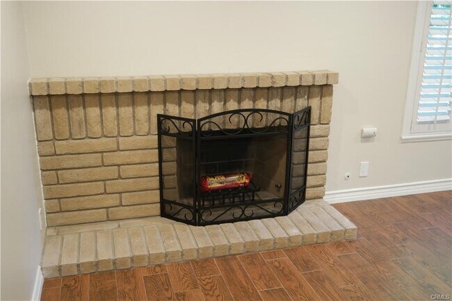 Building Photo - 61 Ashbrook