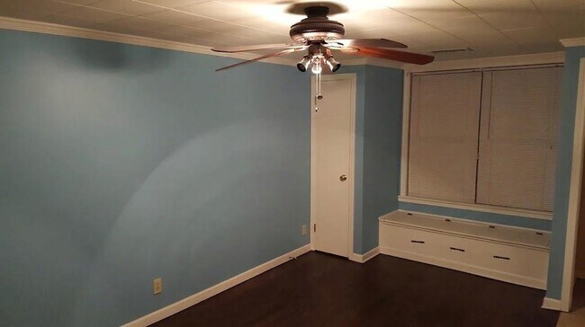Building Photo - 6248 Brightwood Dr