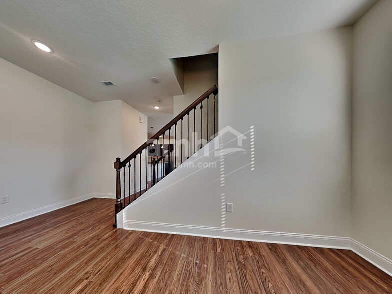 Building Photo - 954 Summer Stone Lp