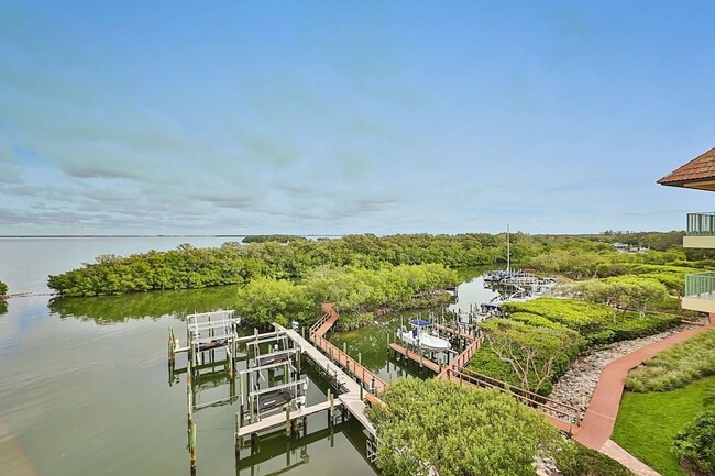 Building Photo - 1593 Pinellas Bayway S