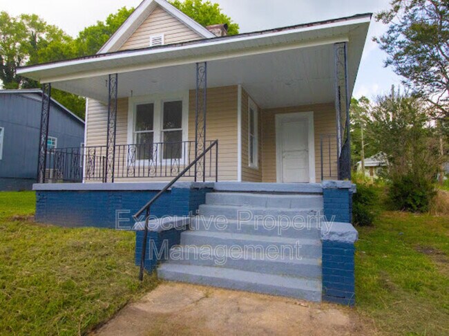 Primary Photo - 4300 6th Ave