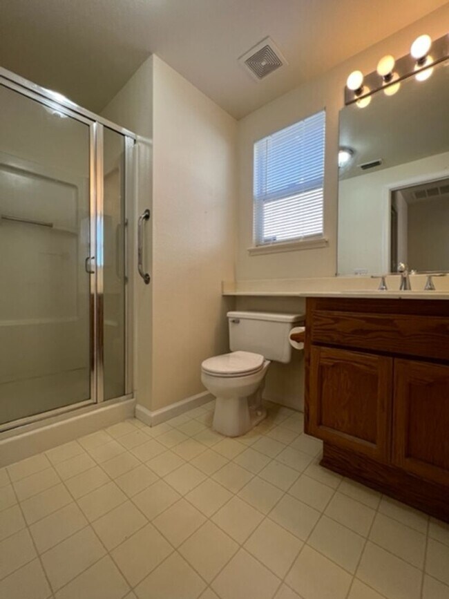 Building Photo - 4200 Buckskin Dr