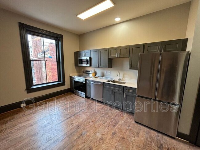 Building Photo - 73 W Main St