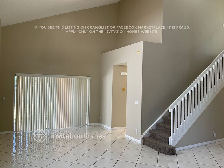 Building Photo - 8380 NW 46th Dr