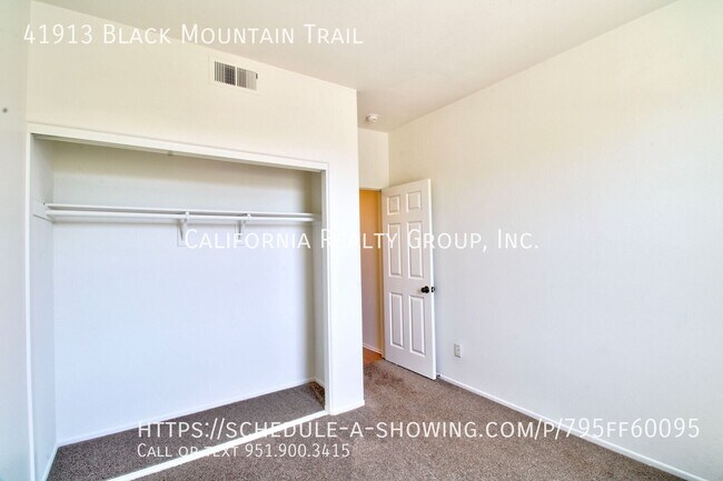 Building Photo - 41913 Black Mountain Trail