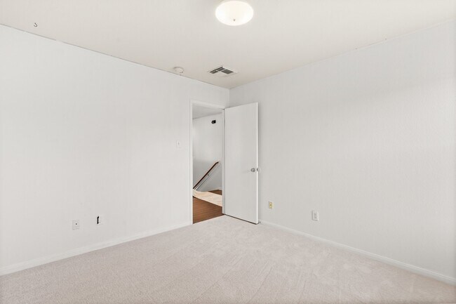 Building Photo - 3510 Lanesborough Dr