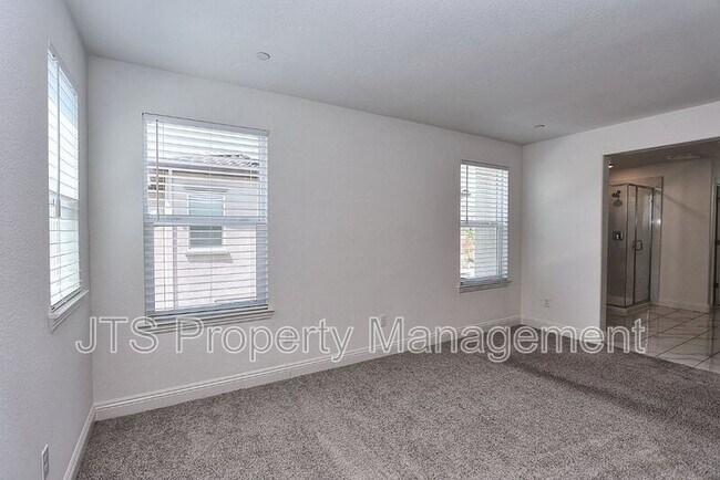 Building Photo - 4268 Emerald Gate Ln