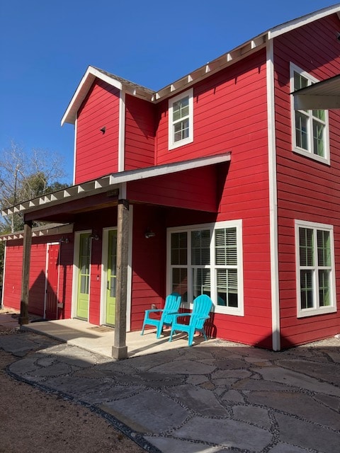 Building Photo - 1154 Hauptstrasse