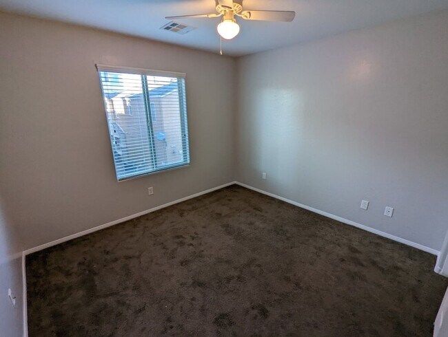 Building Photo - 7760 Floral Fabric Ct