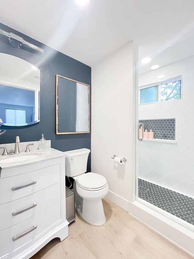 Building Photo - Open to 3 Month Short Term lease .Brand New Private Guest House for rent In Jefferson Park