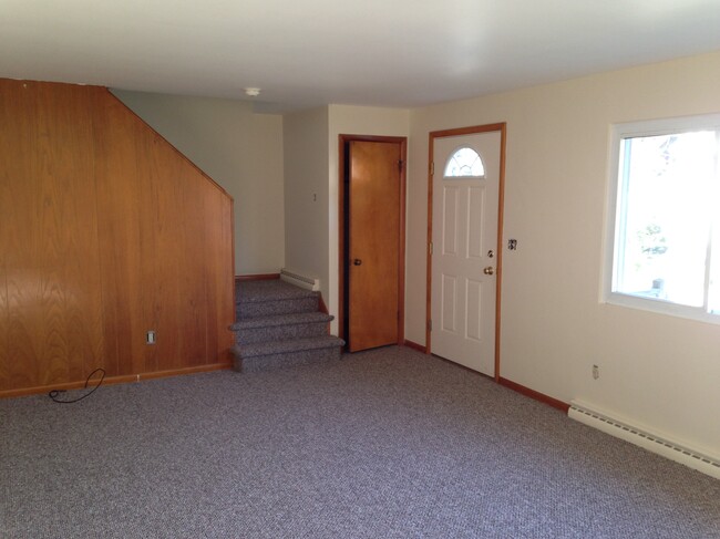 Living Rm looking to Front Door and Stairs - 612 Strathmore Ave