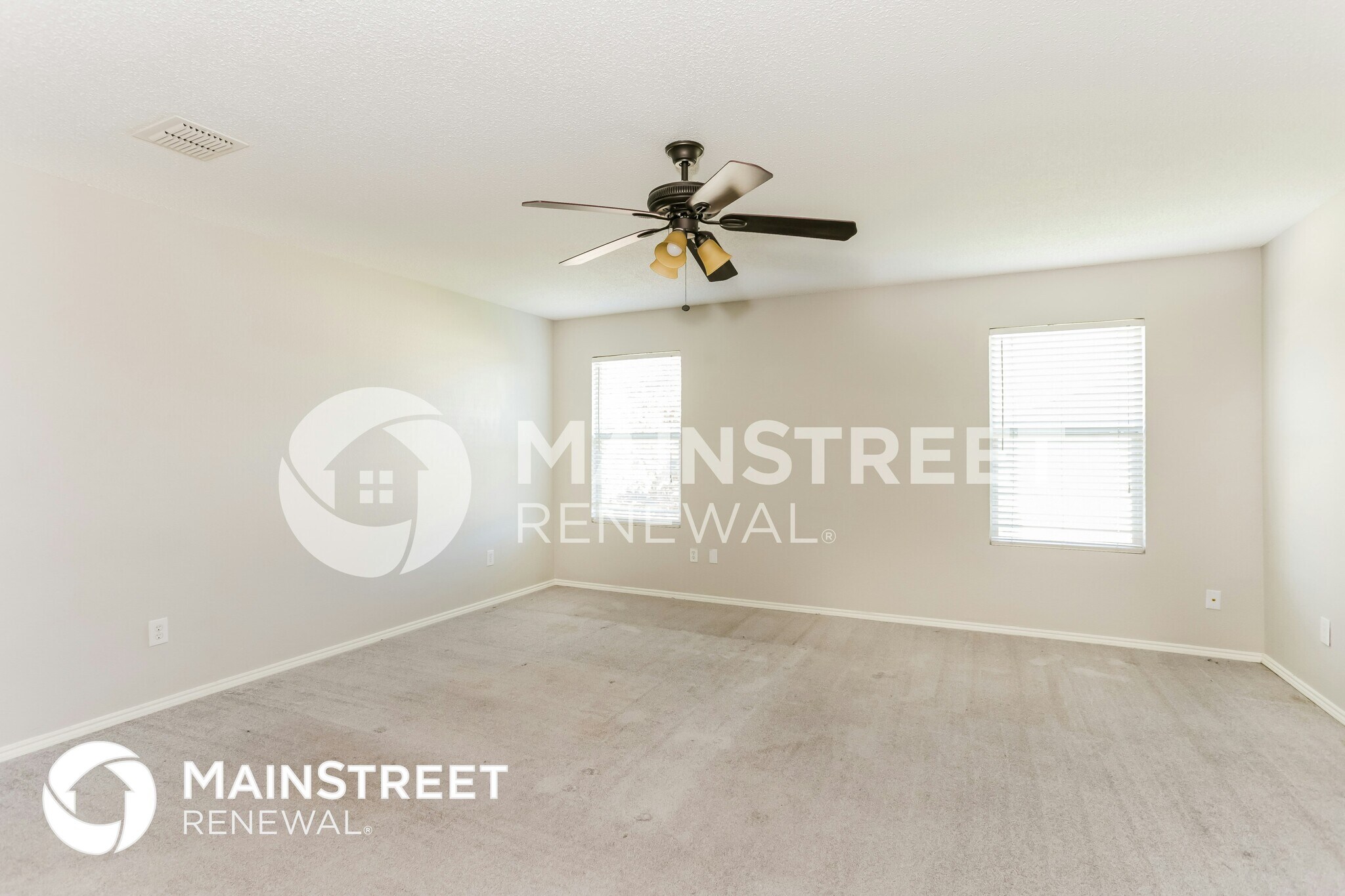 Building Photo - 8733 Stonebriar Ln