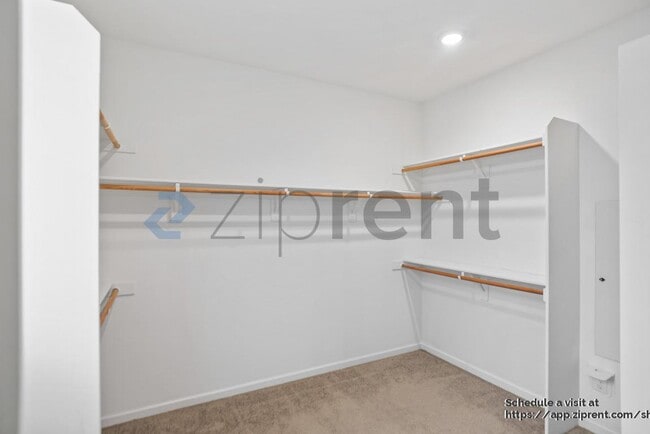 Building Photo - 1339 Sauvignon St