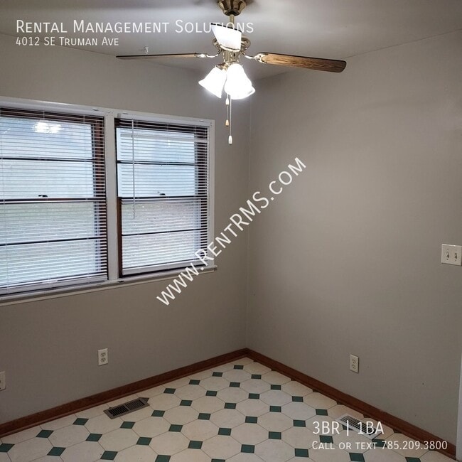 Building Photo - 4012 SE Truman Ave