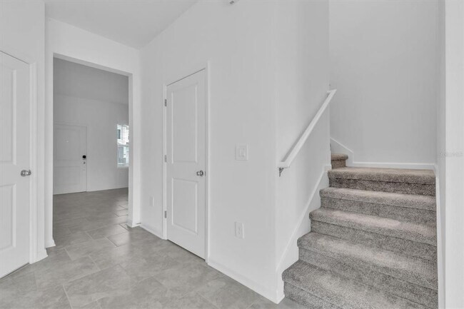 Building Photo - 3157 Laurent Lp