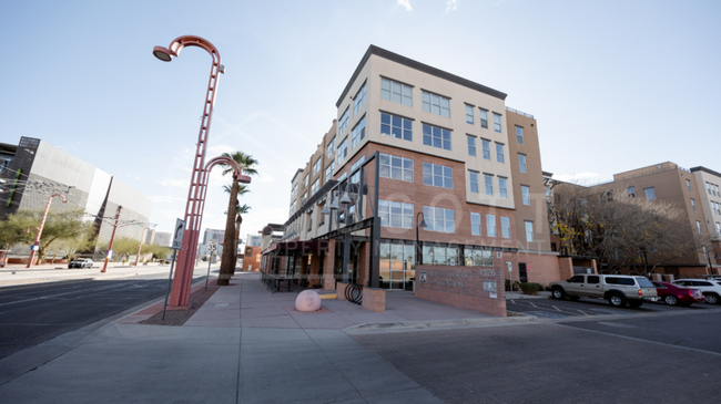 Building Photo - Luxury Downtown Phoenix Loft with Breathta...