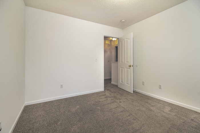 Building Photo - 663 Timber Walk Dr