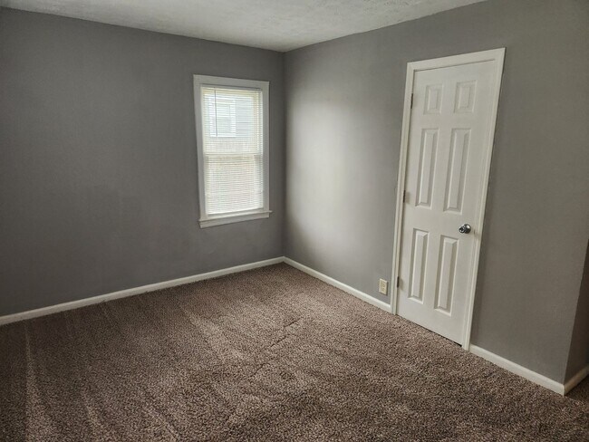 Building Photo - 246-250 Cedar Heights Rd. Circleville, Oh. 43113