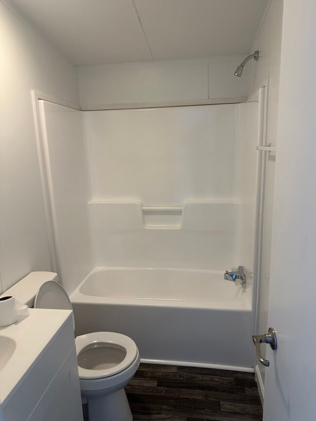 Building Photo - 43665 Pump House Ln