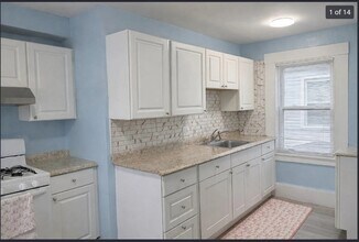 Building Photo - 405 Lakeview Ave