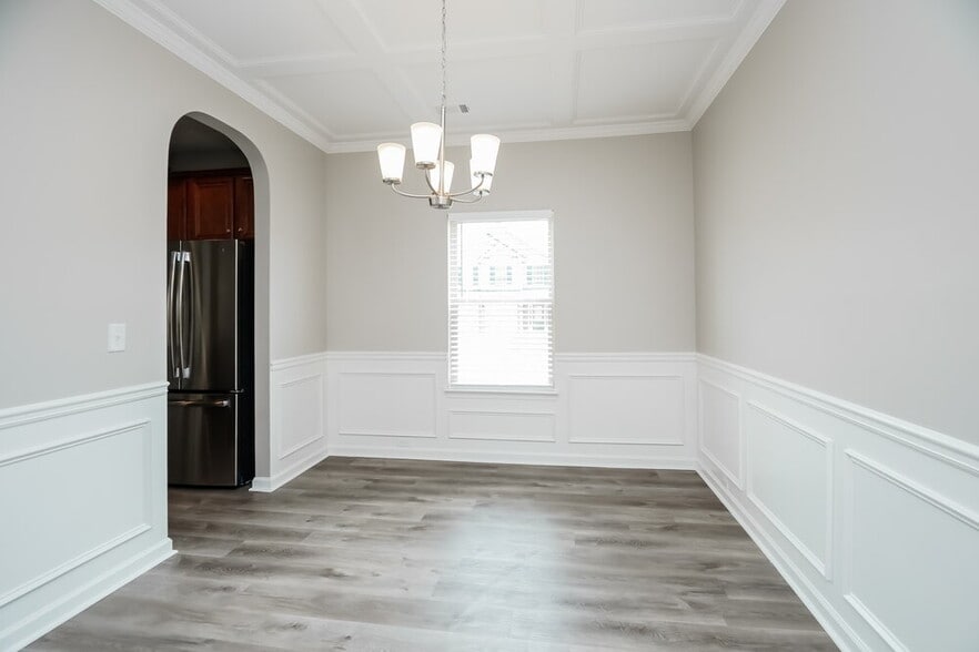 Building Photo - 564 Hideaway Dr