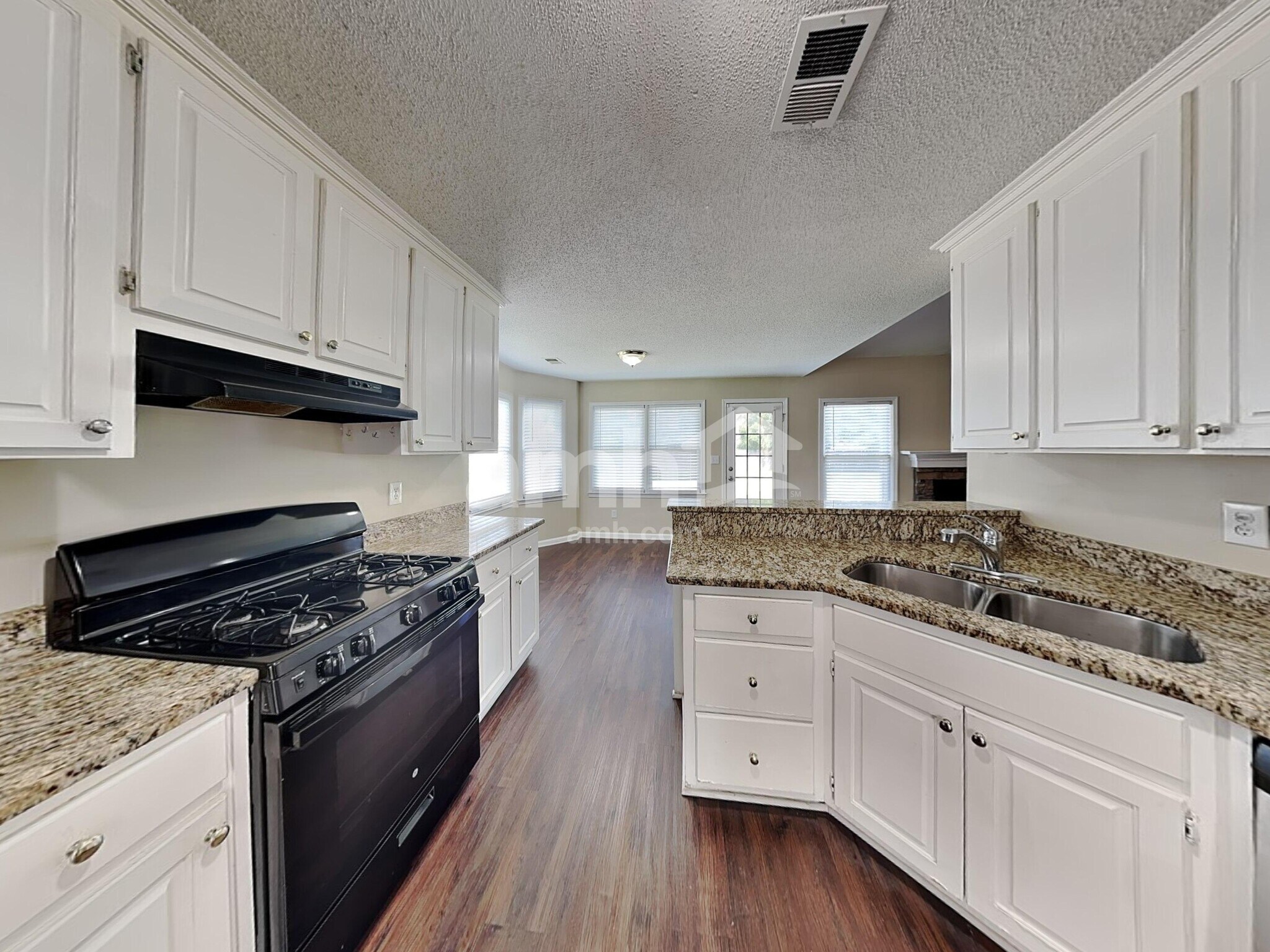 Building Photo - 5303 Rutland Ct