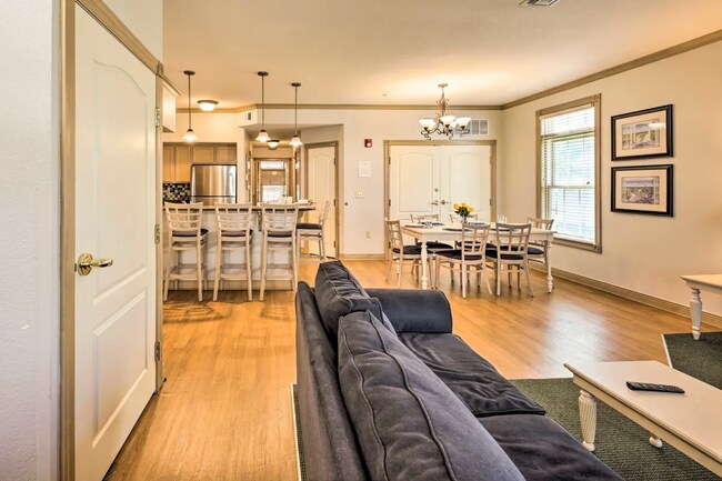 Building Photo - 418 Beachfront Dr