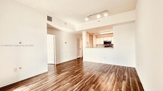 Building Photo - 1200 Town Center Dr