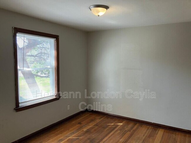 Building Photo - 6207 Tyndall Dr