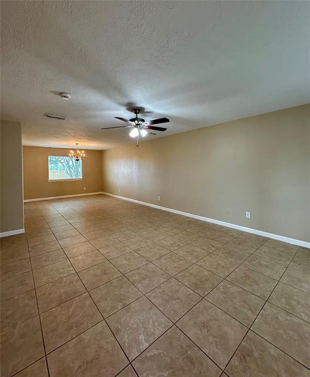 Primary Photo - 16402 Tudor Point Ct