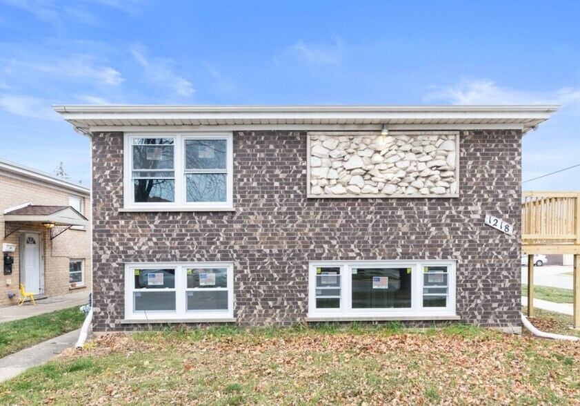 Primary Photo - 1218 N 20th Ave