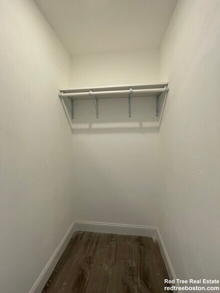 Building Photo - 1022 Commonwealth Ave