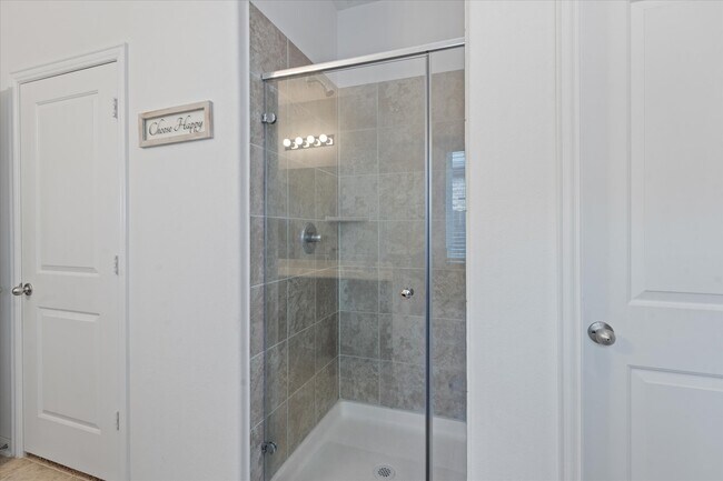 Building Photo - 4715 Painted Bunting Ln