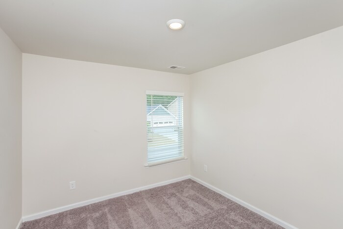 Building Photo - 305 Flushing Bay Ct
