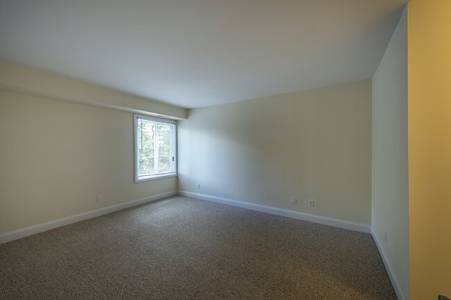 Building Photo - 105 Westgate Dr