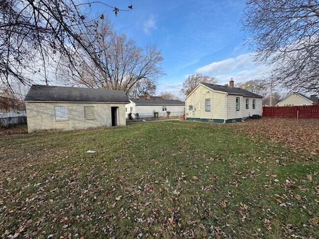 Building Photo - Your new home awaits!