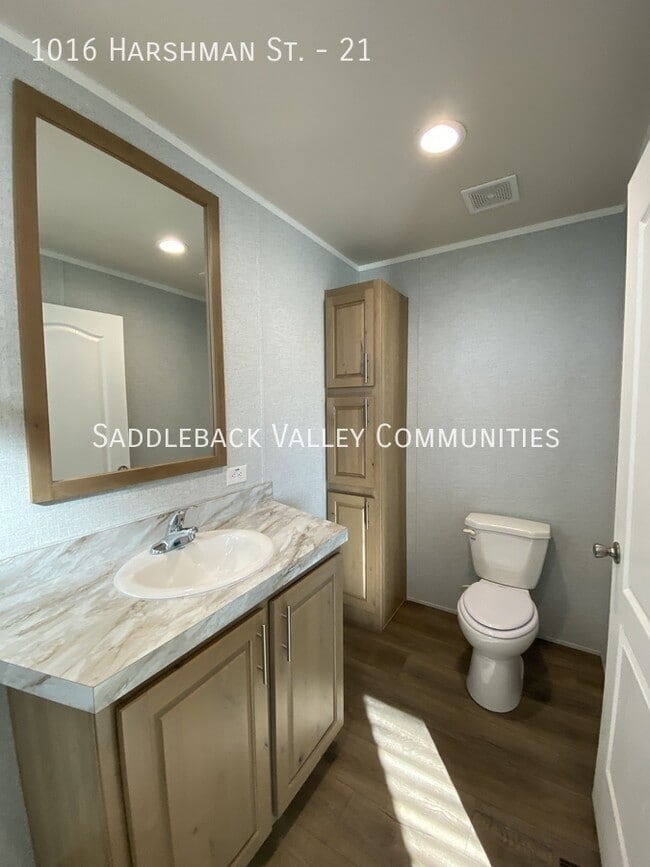 Building Photo - 1016 Harshman St