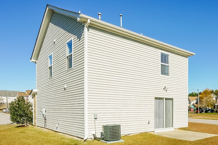 Building Photo - 6412 Guard Hill Dr