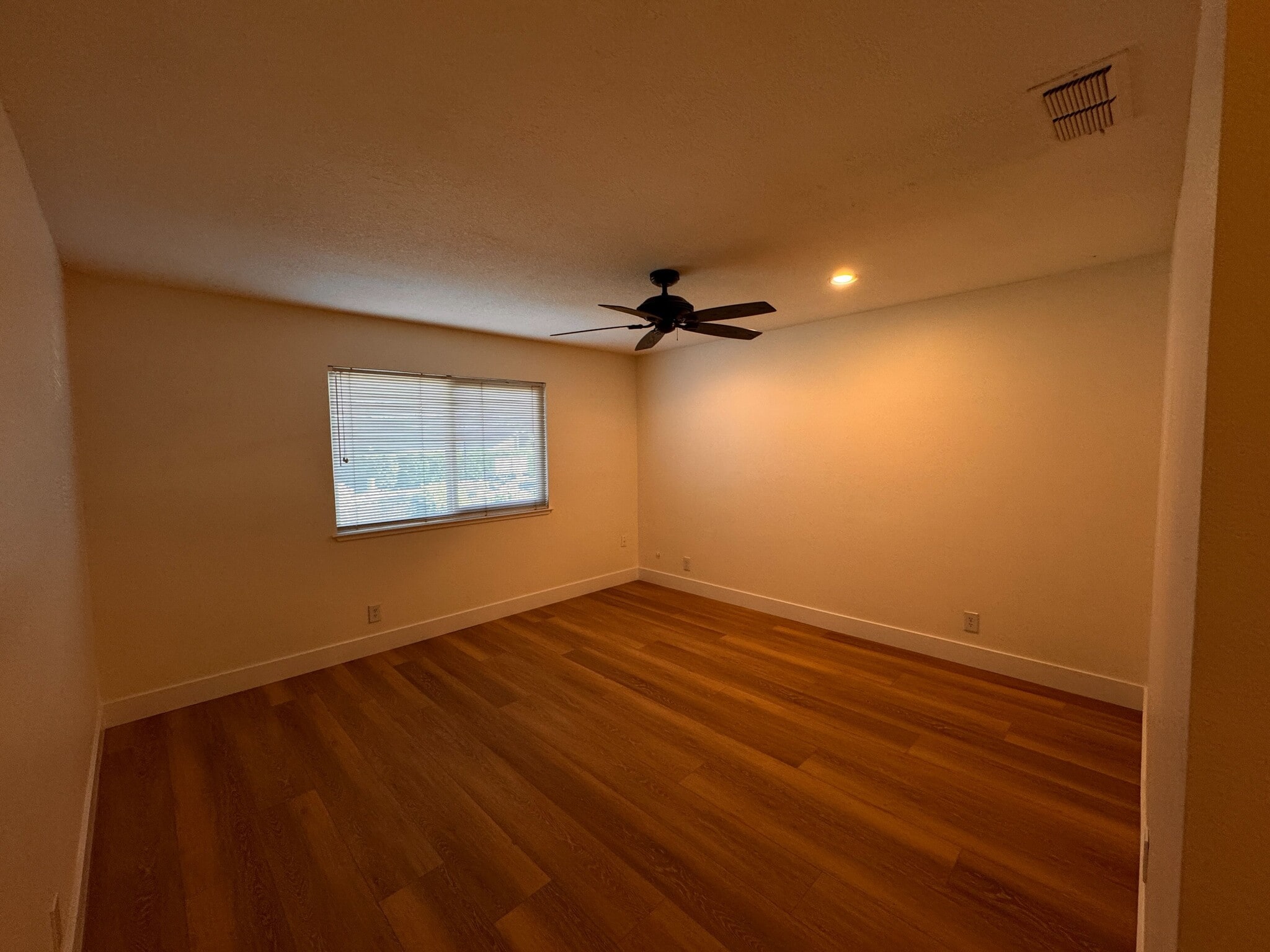Building Photo - 11049 Autumnwind Lane