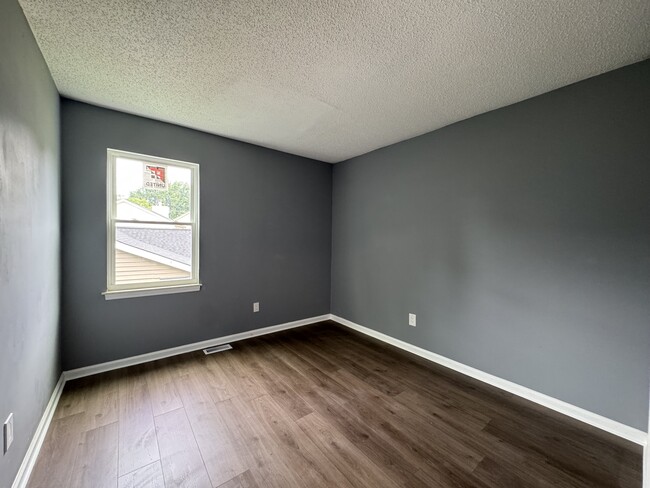 Building Photo - 1634 Pamela Lorraine Dr