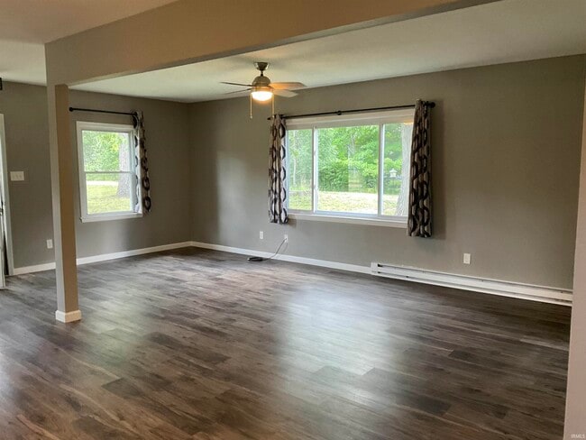 Building Photo - 225 Marcelle Dr