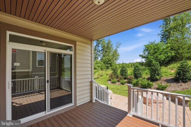 Building Photo - 428 Alder Dr