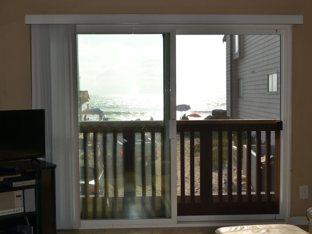 Building Photo - 676 Seacoast Dr