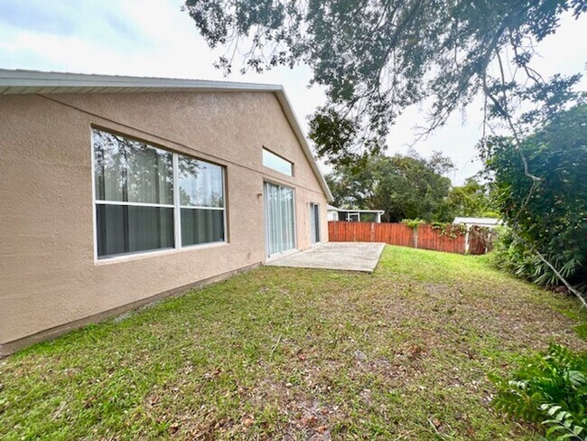 Building Photo - 4119 Coralbrooke Grove